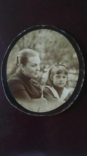 Jekatierina Czernawina z domu Bojarska z córką Jekatieriną.